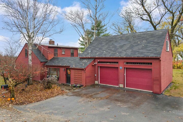 Property Photo:  252 Clark Hill Road  NH 03070 