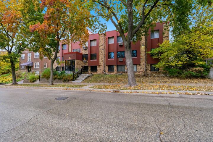 520 Ridgewood Avenue 107  Minneapolis MN 55403 photo