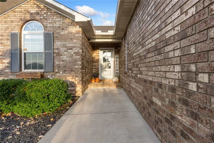 Property Photo:  1701 Augusta Drive  AR 72601 