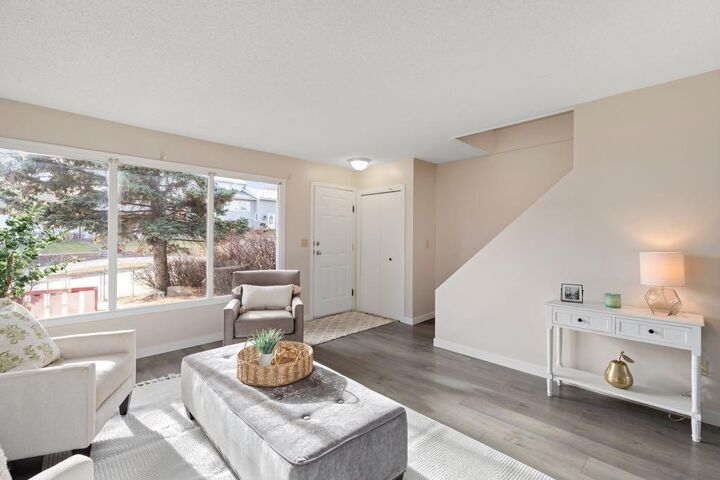 Photo de la propriété: 512 Sunset Boulevard AB T0L 2A0