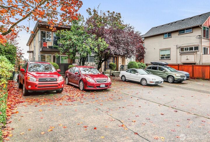 Property Photo:  3828  Whitman Avenue N  WA 98103 