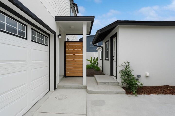 Property Photo:  820 Jackson Street  CA 94043 