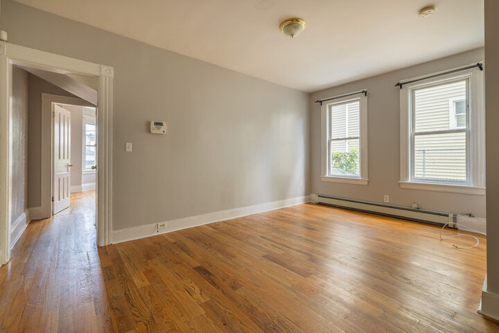 Property Photo:  221 Coleman Street 1st Floor Left  CT 06604 