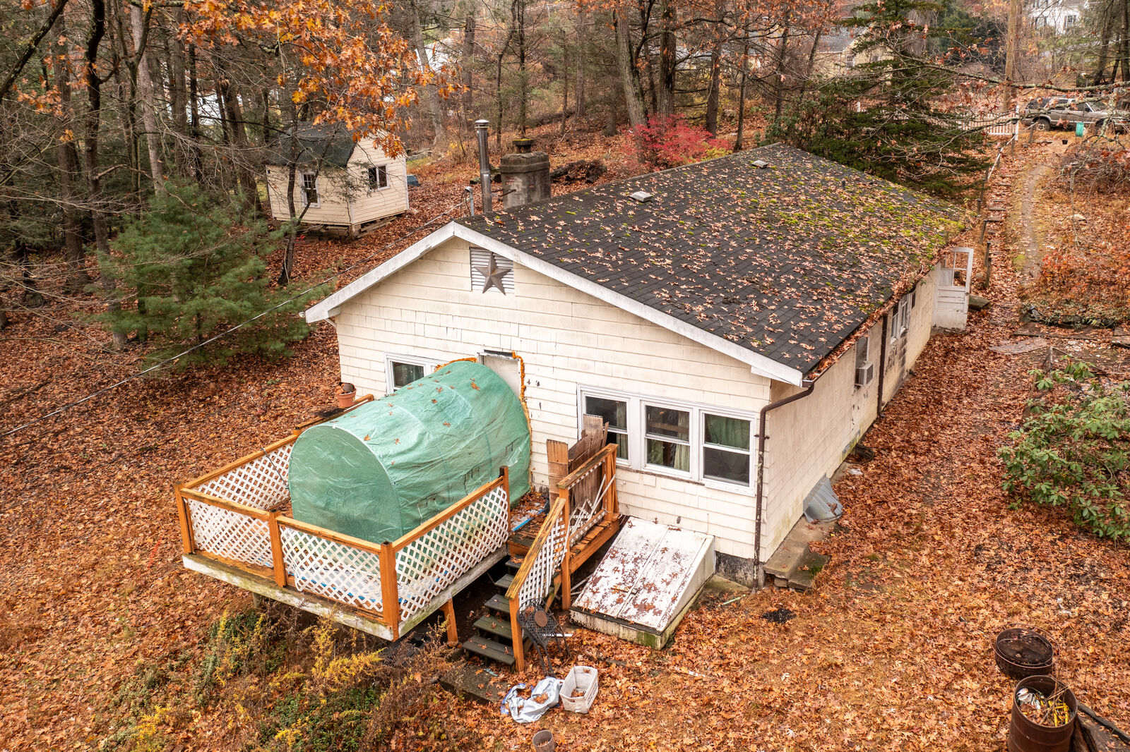 Property Photo:  32 Sepous Road  CT 06001 