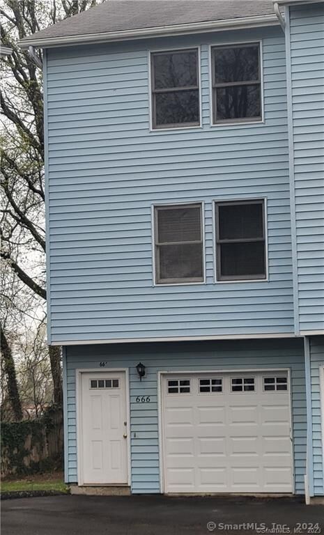 Property Photo:  666 Woodward Avenue 666  CT 06512 