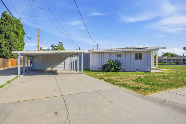 Property Photo:  2240 Olive Street  CA 93662 