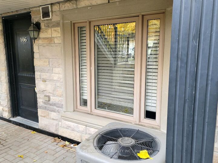 Photo de la propriété:  320 John Street 106  ON L3T 0B1 