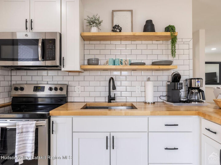 Property Photo:  7614 Main Street  NY 12442 