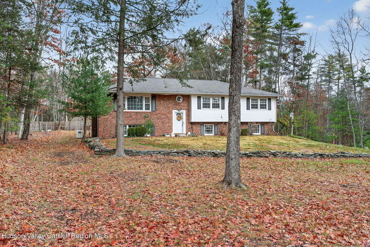 Property Photo:  34 Forestwood  NY 12498 