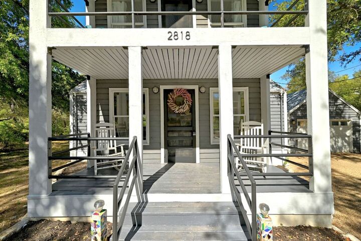 Property Photo:  2818 Saratoga Drive  TX 78733 