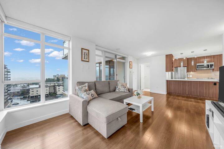 Property Photo: 608 Belmont Street 903 BC V3M 0G8