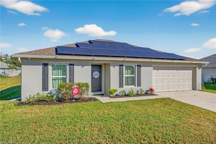 Property Photo: 1511 NE 13th Ter FL 33909