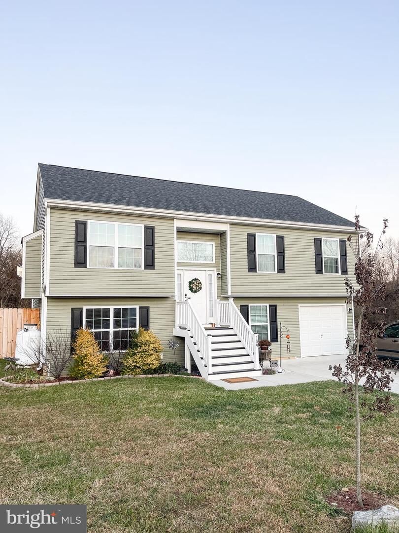 Property Photo: 109 Irwin Court WV 25427