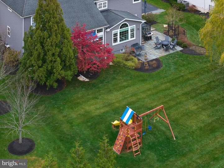 Property Photo: 2080 Bedfordshire Road PA 18925