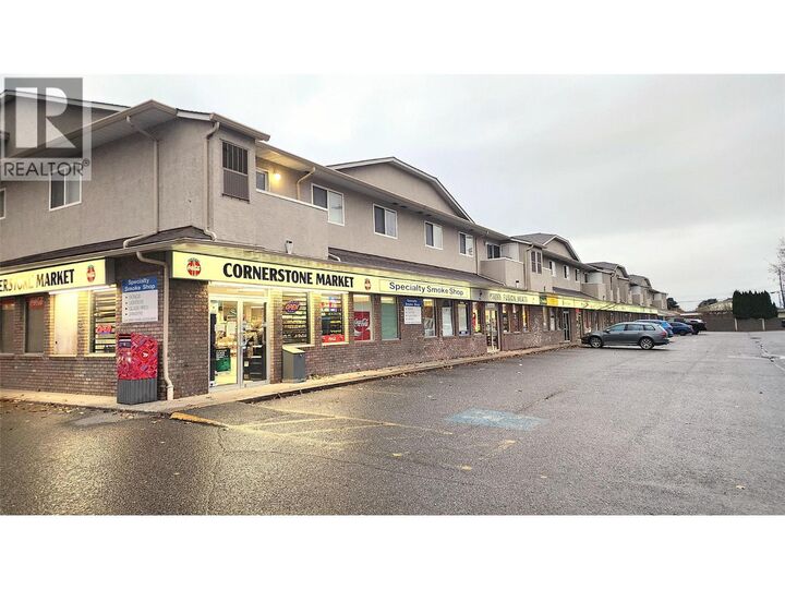 Property Photo: 1295 12th Street 206 BC V2B 3C8