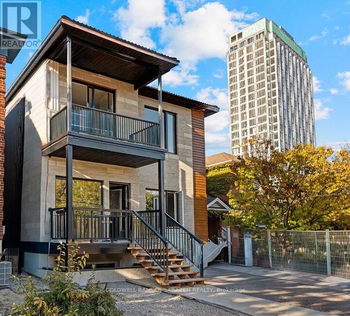 Photo de la propriété:  353 Wilmont Avenue 6  ON K2A 0B2 