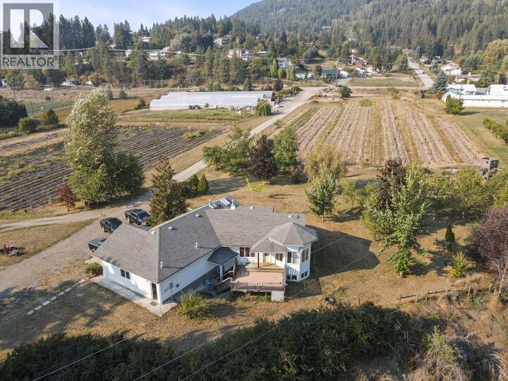 Property Photo: 2619 3 Highway BC V0B 1G1