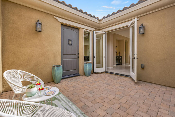 Property Photo: 57816 Barristo Circle CA 92253