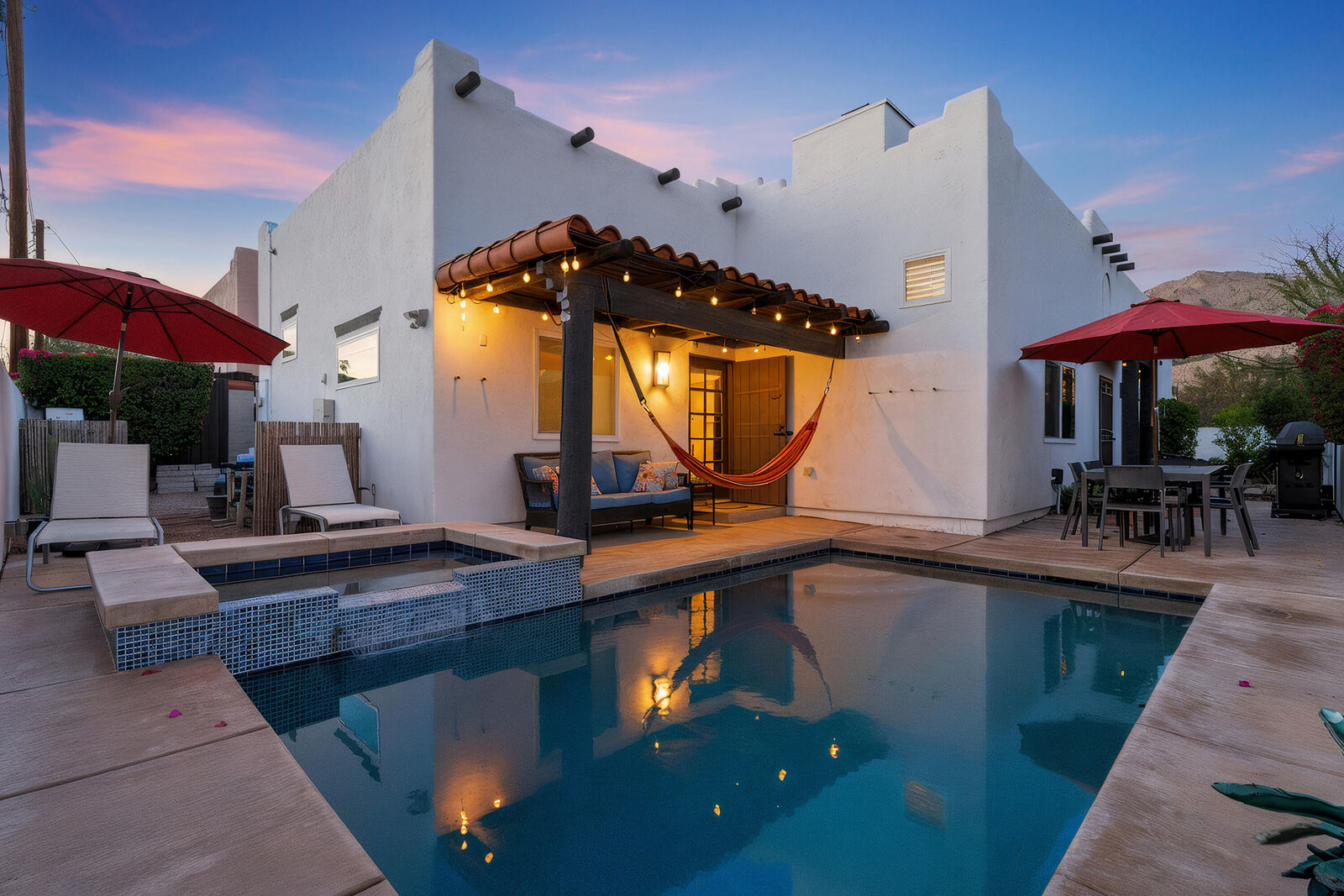 Property Photo:  54510 Avenida Alvarado  CA 92253 