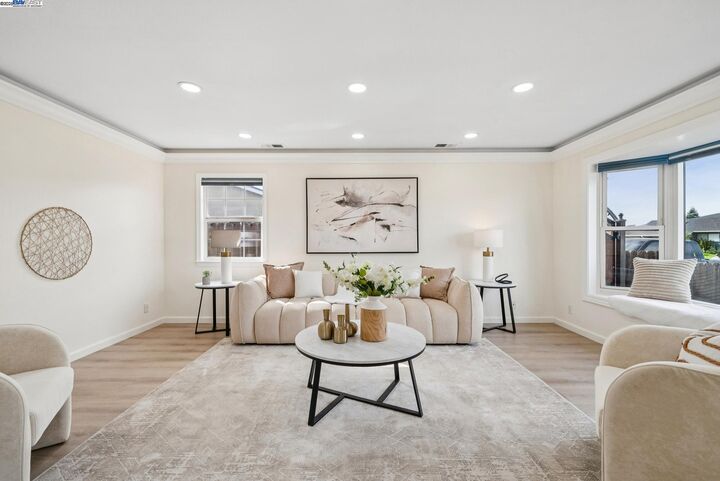 Property Photo:  5673 Turban Ct  CA 94538 