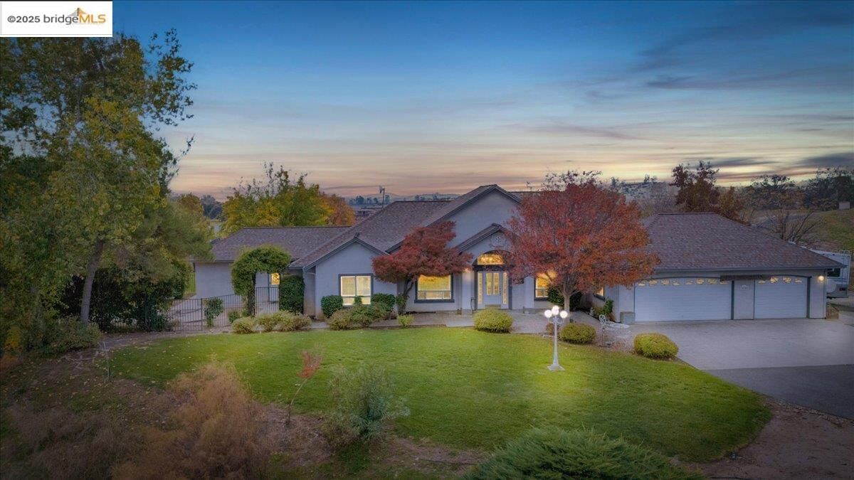 Property Photo:  10200 Bell Mooney Rd.  CA 95327 