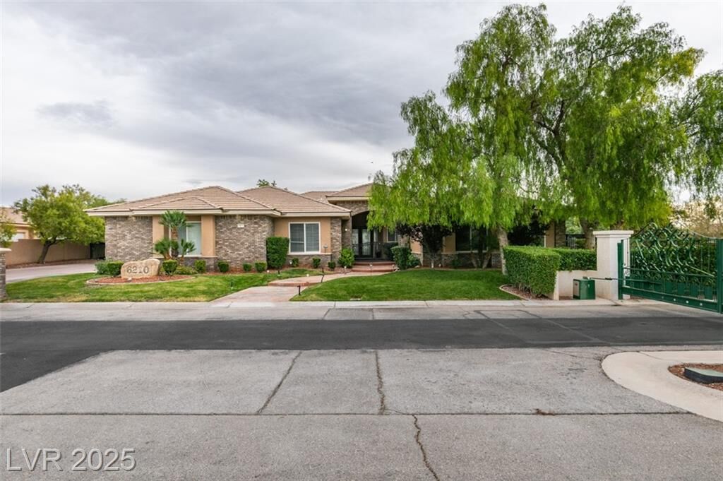 Property Photo:  6210 Calm Brook Court  NV 89149 