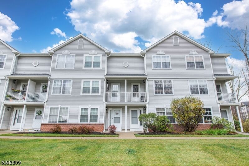 Property Photo:  305 Tulsa Ct  NJ 07840 