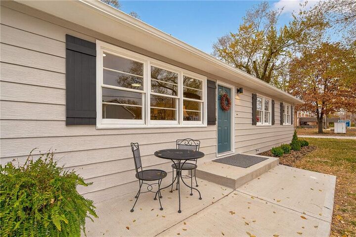 Property Photo:  318 N Park Street  KS 66012 