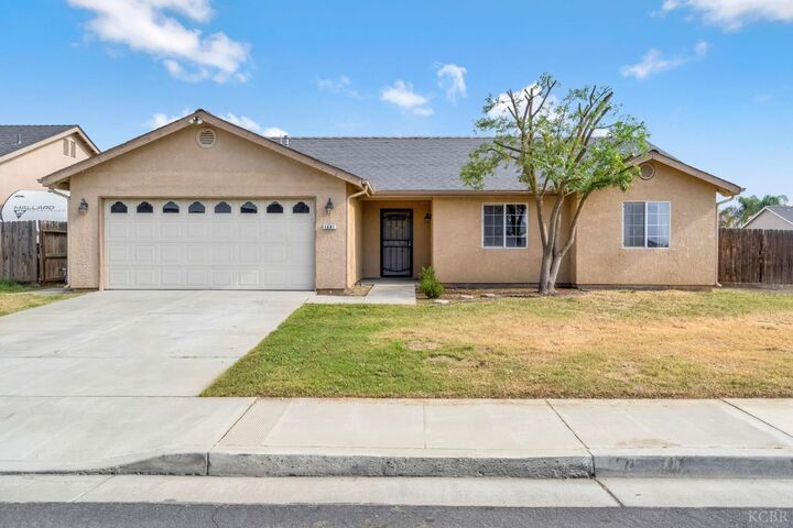 1881 S Wishon Avenue  Hanford CA 93230 photo