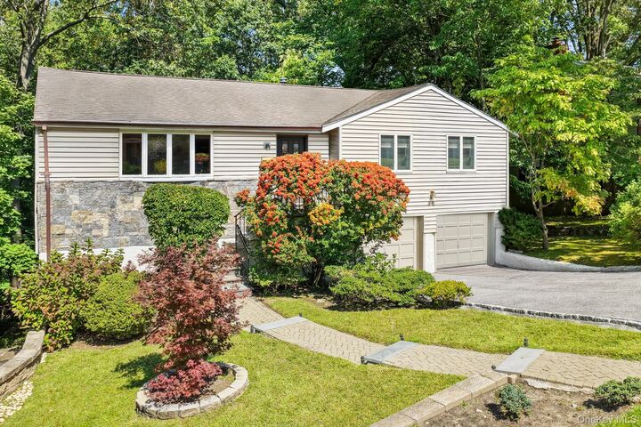 Property Photo:  36 Capt Honeywells Road  NY 10502 