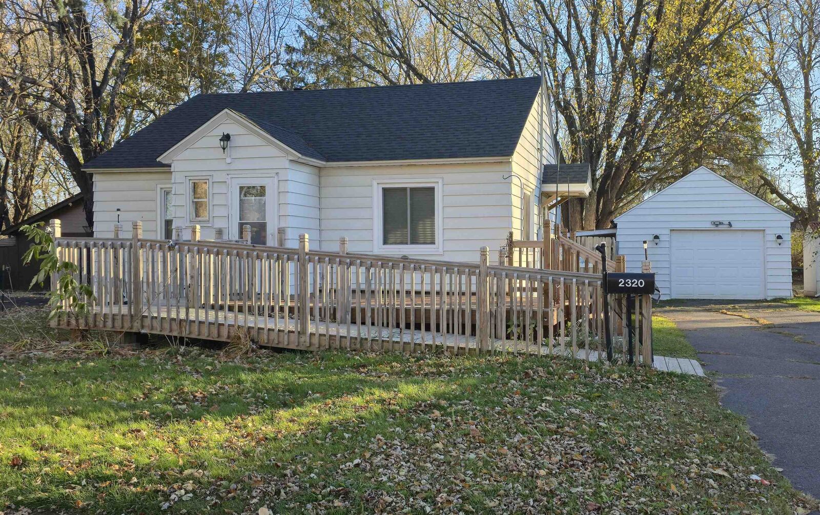 Property Photo:  2320 Selmser Ave  MN 55720 