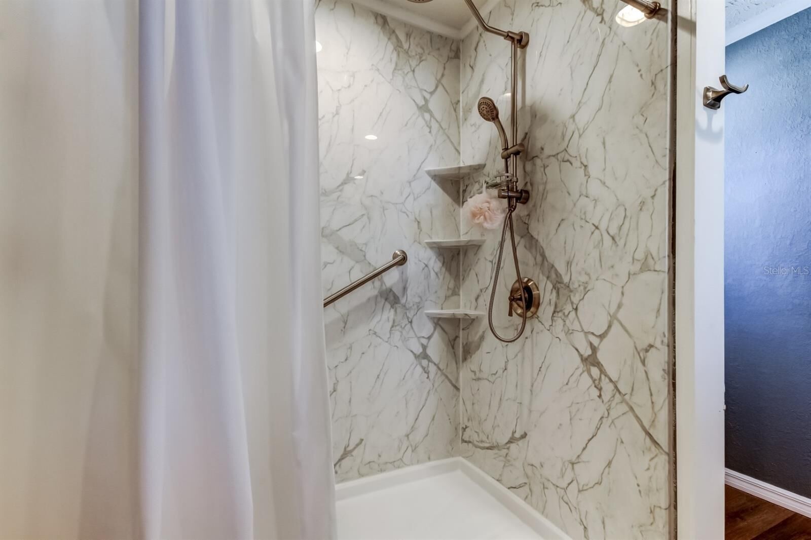 Property Photo:  15061 Brookridge Boulevard  FL 34613 