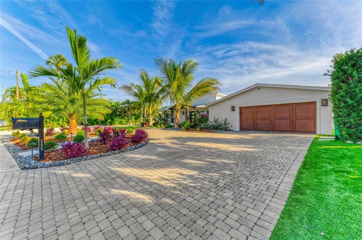 Property Photo: 605 Key Royale Drive FL 34217