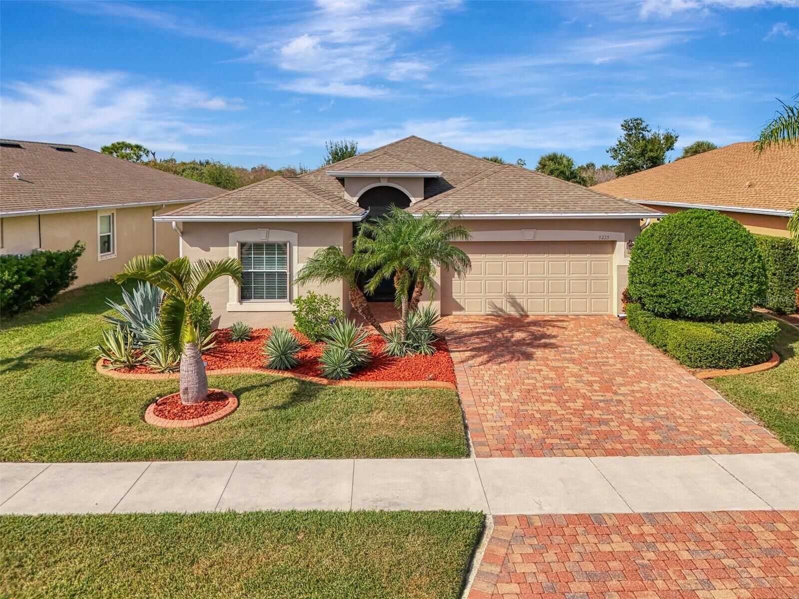 Property Photo:  5225 Canyonland Way  FL 34293 