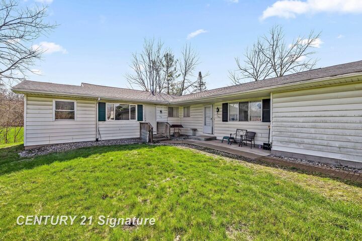 Property Photo: 256 River Road MI 48609
