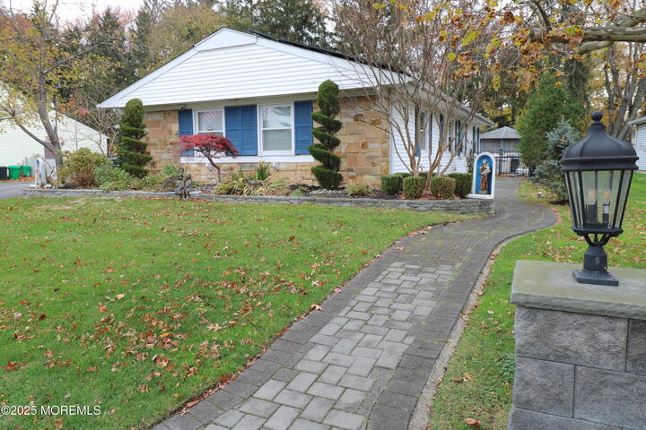 Property Photo:  13 Ivy Hill Drive  NJ 07747 