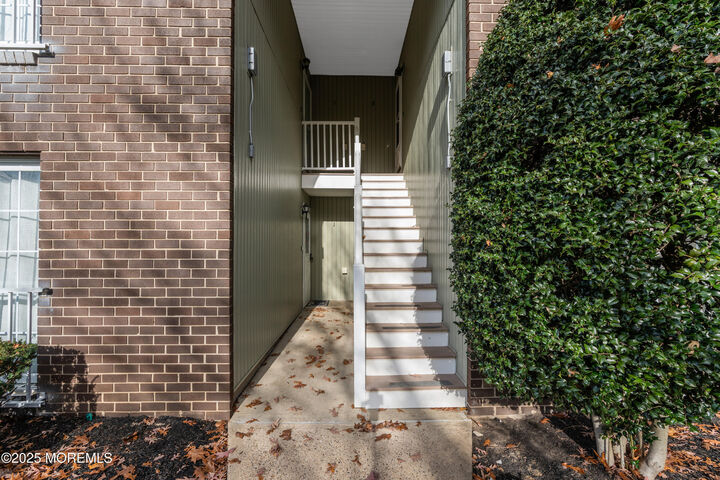 Property Photo:  507 Harding Road 5  NJ 07728 