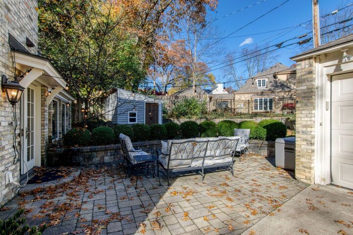 Property Photo:  978 Gladstone Drive SE  MI 49506 