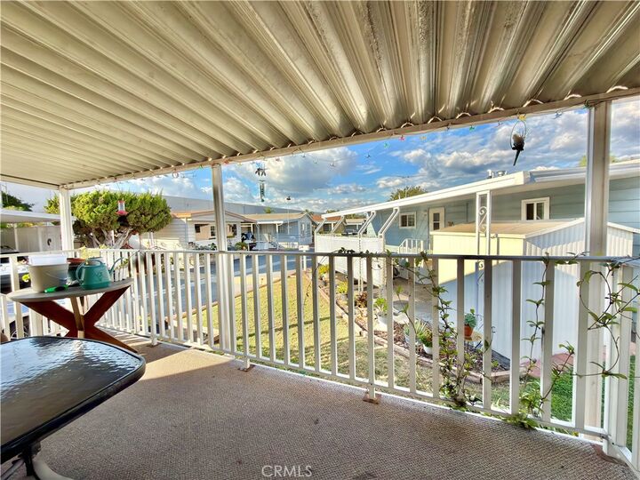 Property Photo:  28 Walnut 28  CA 92801 