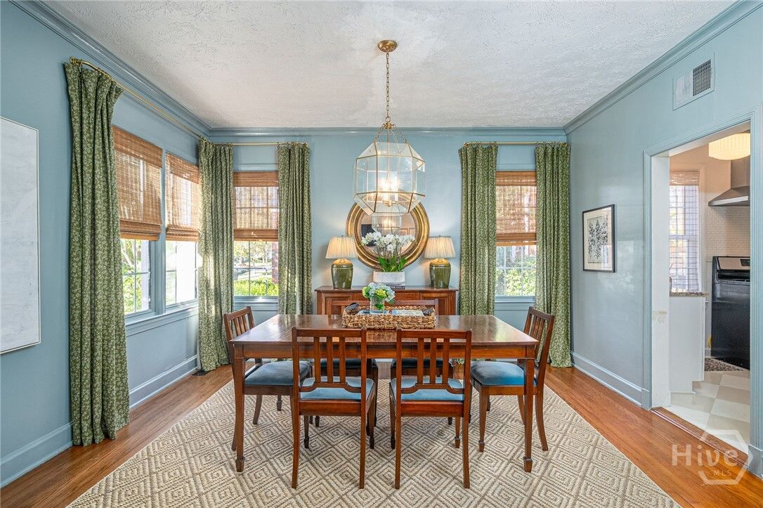 Property Photo:  520 E 53rd Street  GA 31405 