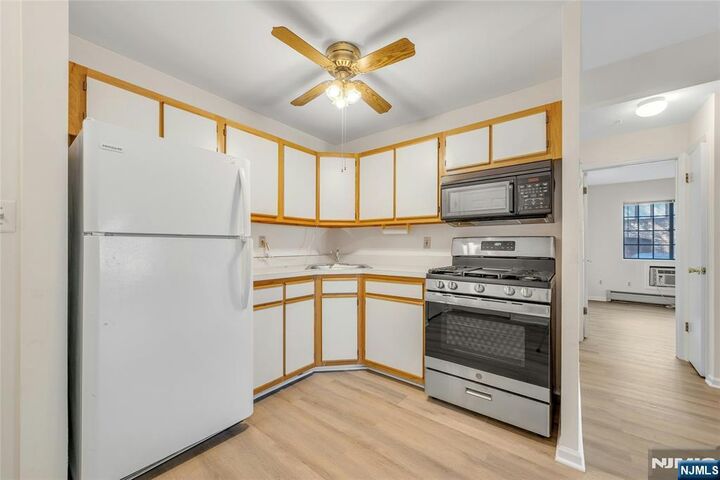 Property Photo: 916 Thoreau NJ 07430