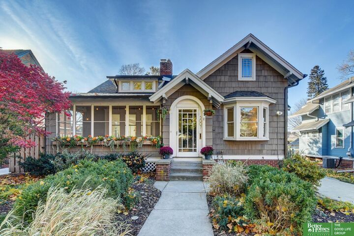 Property Photo:  5007 Izard Street  NE 68132 