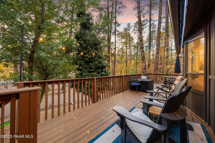 Property Photo: 1458 E Silver King Circle AZ 86303