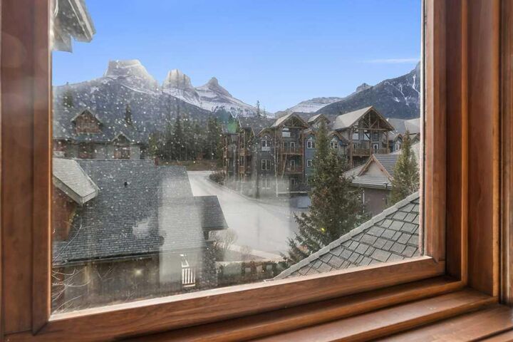 170 Crossbow Place 319  Canmore AB T1W 3H4 photo