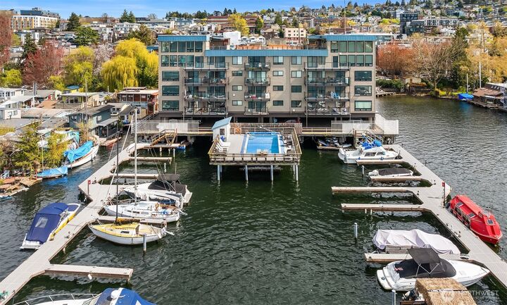 Property Photo:  2301  Fairview Avenue E 301  WA 98102 