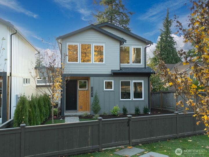 Property Photo:  11217 NE 95th Street  WA 98033 