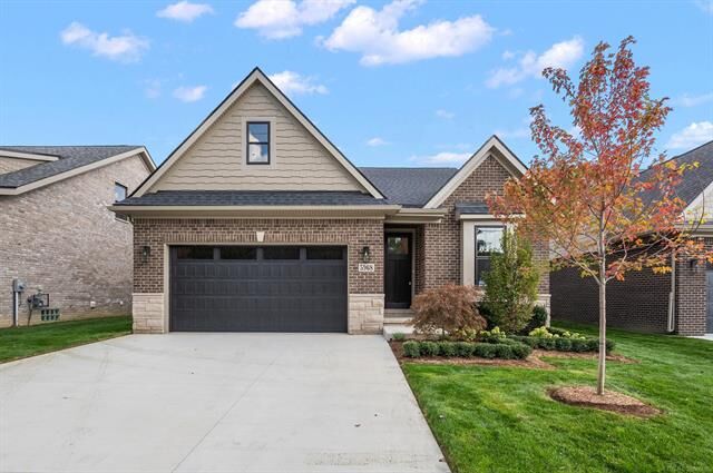 Property Photo:  5944 Willow Grove Drive  MI 48085 