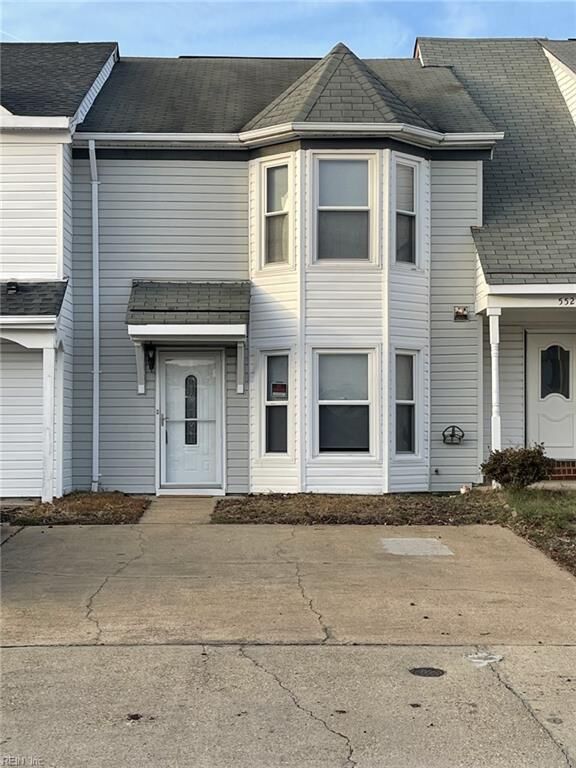 Property Photo:  5526 Finespun Last  VA 23455 