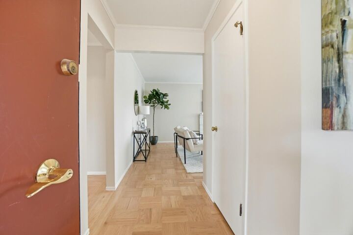 Property Photo: 33 Lilac Lane CA 94080