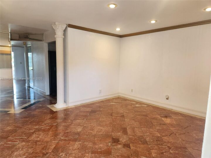 Property Photo:  8851 Sunrise Lakes Blvd 213  FL 33322 